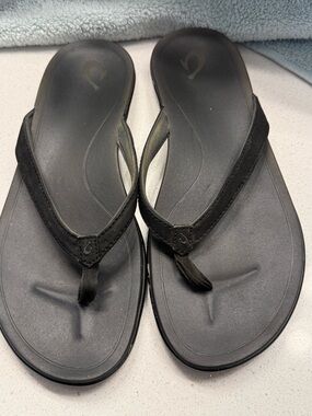 Olukai Black Comfort Flip Flops Thong Sandals Women’s Size 11
